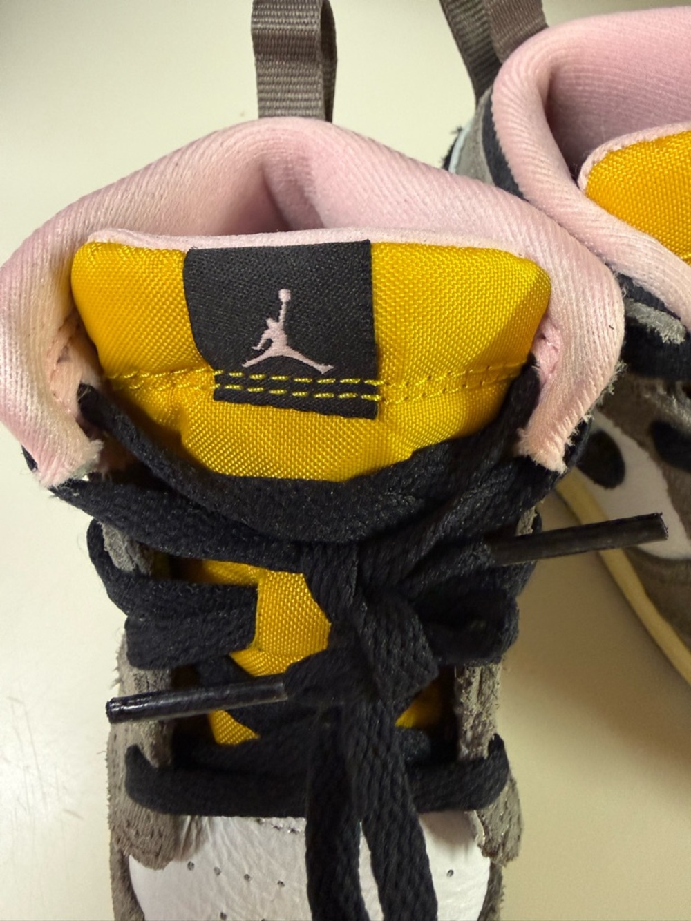 Nike Air Jordan 1‎ Mid Toddler Size 6C Sneakers Kids Shoes - Picture 4 of 5